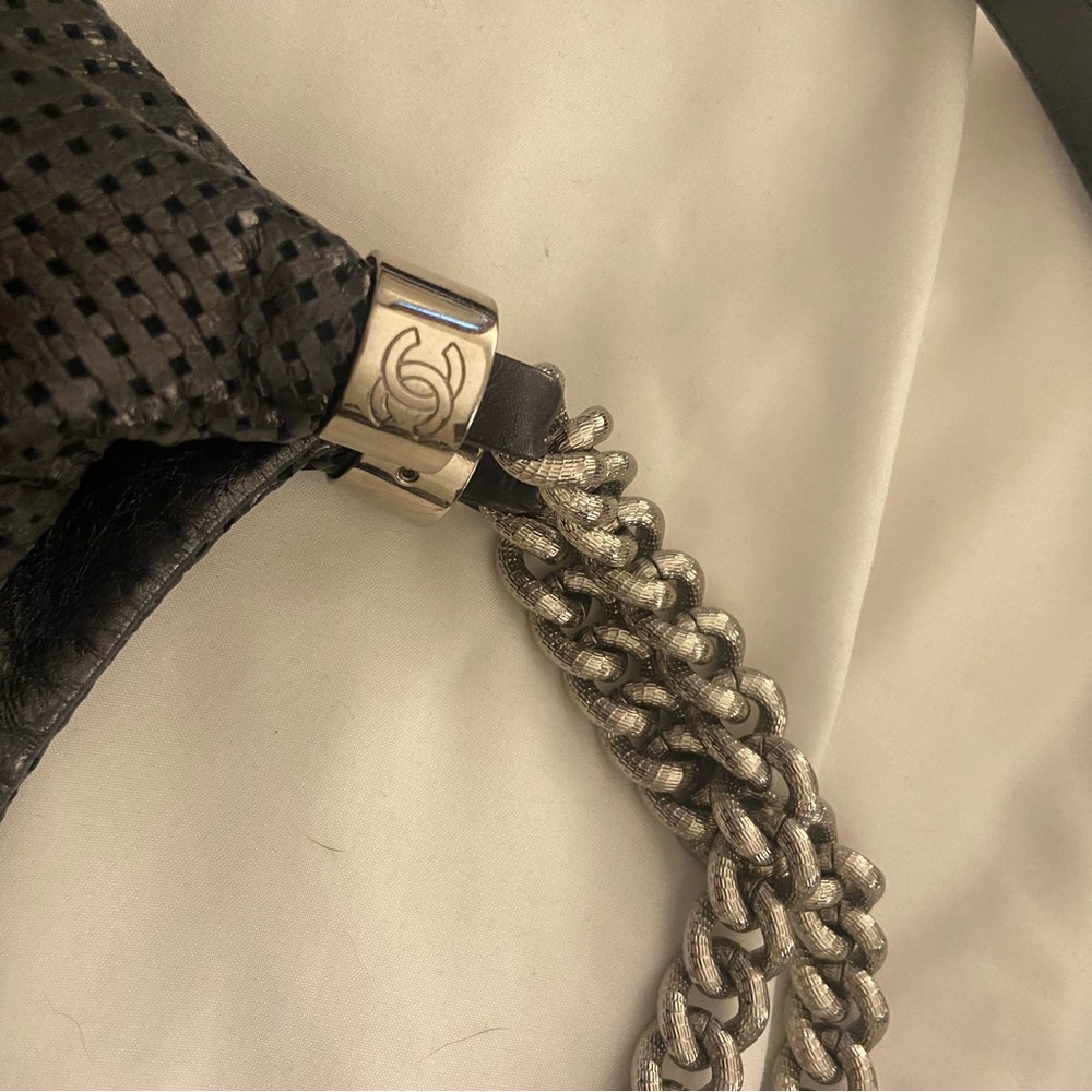 Chanel Rodeo Drive Hobo - Picture 5 of 7